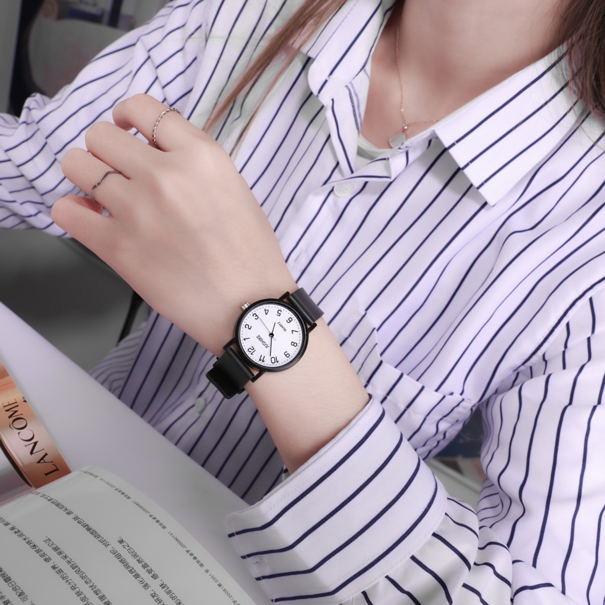 YIKAZE-ساعة كوارتز نسائية بسيط - مراجعة Silicone Band Women وسعره